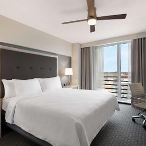 One-Bedroom King Suite Non-Smoking